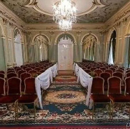 Tisza Hotel 3*
