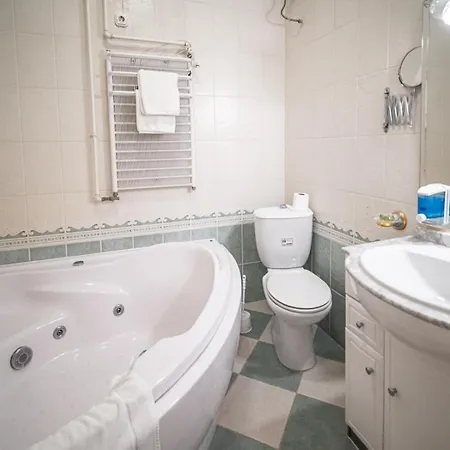 Tisza Hotel
