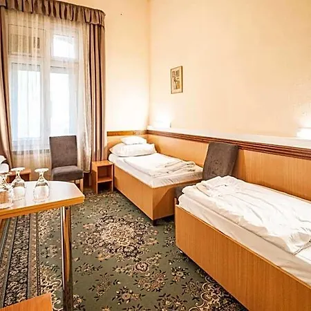 Tisza Hotel 3*