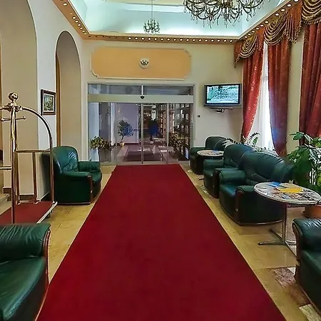 Tisza Szálloda 3*